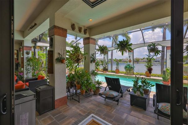 Interior, Pool, Recessed Lighting, Sun Room, Water