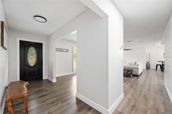 Interior, Recessed Lighting, Wood Texture Flooring