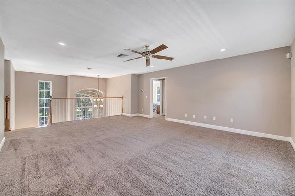 Empty room, Interior, Recessed Lighting
