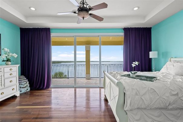 Bedroom, Interior, Recessed Lighting, Water, Wood Texture Flooring