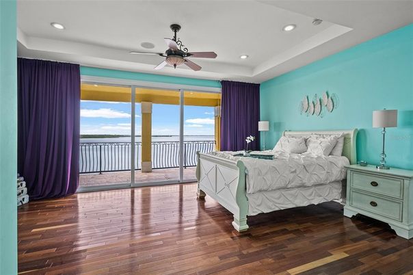 Bedroom, Interior, Recessed Lighting, Water, Wood Texture Flooring