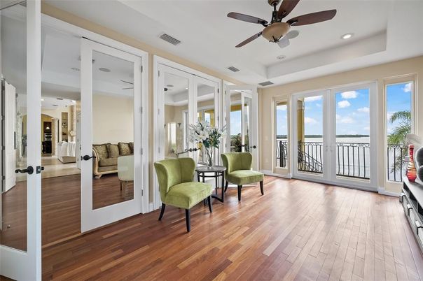 Interior, Recessed Lighting, Water, Wood Texture Flooring