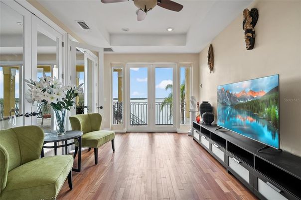 Interior, Recessed Lighting, Water, Wood Texture Flooring