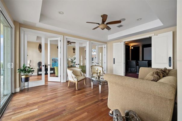 Interior, Living room, Recessed Lighting, Wood Texture Flooring