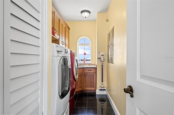 Interior, Washer