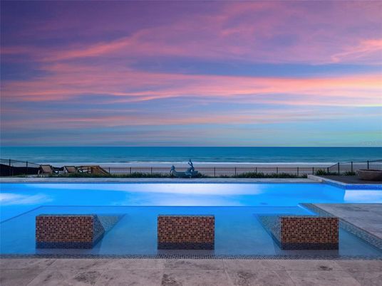 Exterior, Pool, Water
