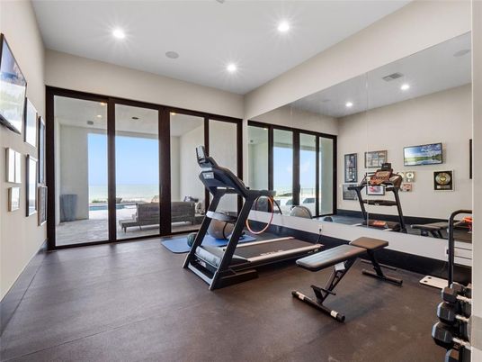 Fitness Equipment, Interior, Recessed Lighting, Water