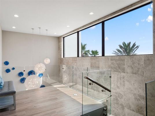 Interior, Pendant Lights, Recessed Lighting, Wood Texture Flooring
