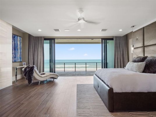 Bedroom, Interior, Pendant Lights, Recessed Lighting, Water, Wood Texture Flooring
