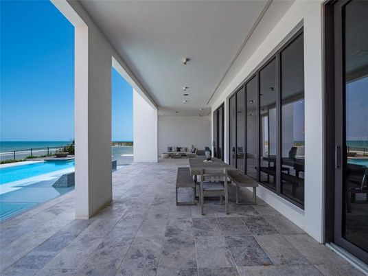 Interior, Pool, Recessed Lighting, Water