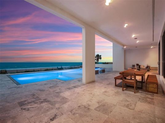 Exterior, Pool, Water