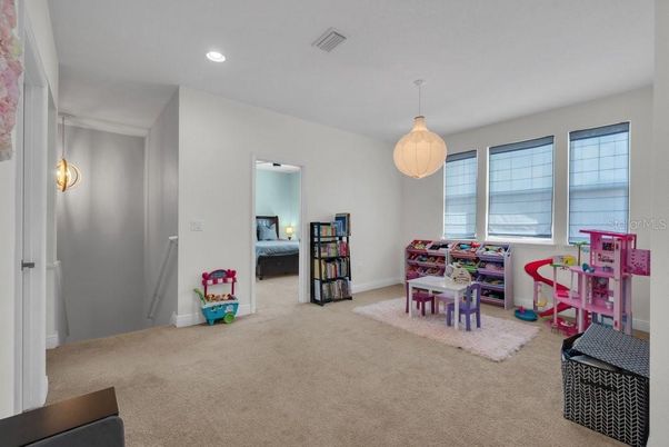 Bedroom, Dining room, Interior, Pendant Lights, Recessed Lighting