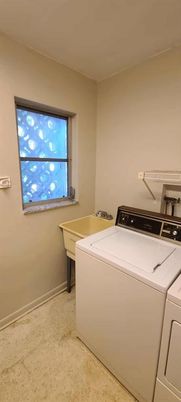 Interior, Washer