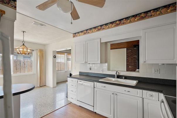 Interior, Kitchen, Pendant Lights, Wood Texture Flooring