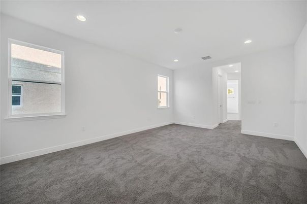 Empty room, Interior, Recessed Lighting