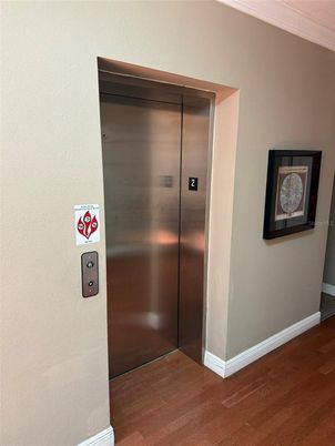 Elevator, Interior, Wood Texture Flooring