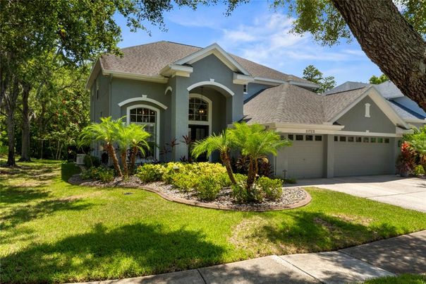 Attached, Exterior, Facade, Ranch