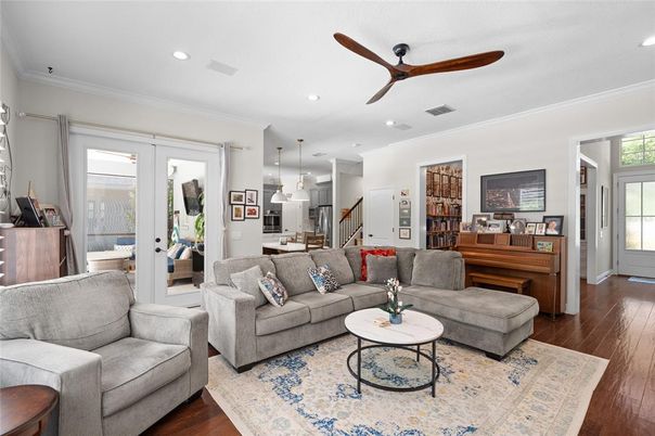 Interior, Kitchen, Living room, Pendant Lights, Piano, Recessed Lighting, Wood Texture Flooring