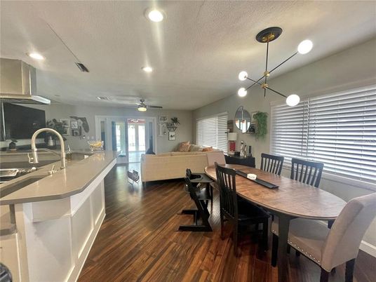 Dining room, Interior, Kitchen, Living room, Pendant Lights, Recessed Lighting, Wood Texture Flooring