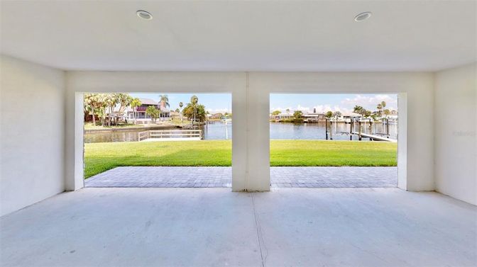 Interior, Recessed Lighting, Water