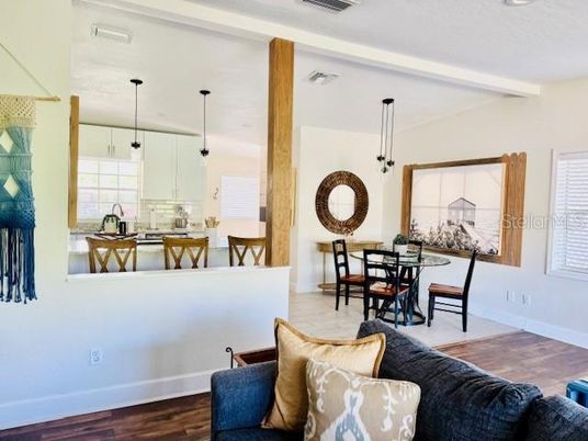 Dining room, Interior, Kitchen, Pendant Lights, Recessed Lighting, Wood Texture Flooring