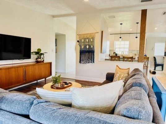 Dining room, Interior, Living room, Pendant Lights, Recessed Lighting, Wood Texture Flooring