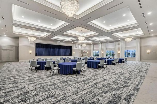 Chandelier, Dining room, Interior, Recessed Lighting