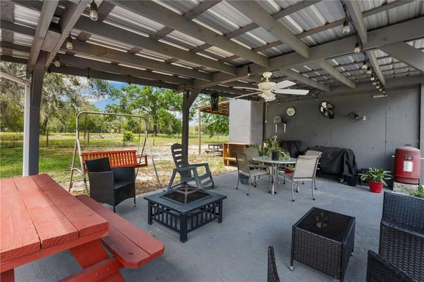 Backyard, Exterior