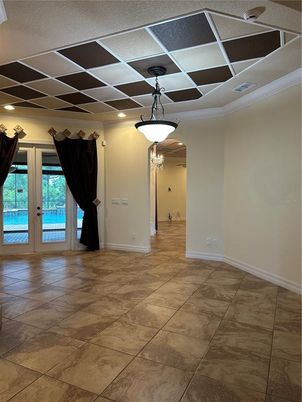 Empty room, Interior, Pendant Lights, Recessed Lighting
