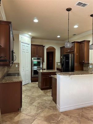 Interior, Kitchen, Pendant Lights, Recessed Lighting, Stainless Steel Appliances