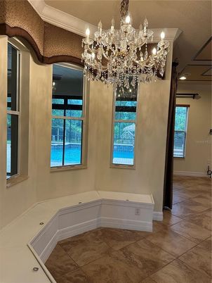 Chandelier, Interior
