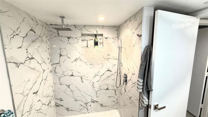 Bathroom, Interior, Marble Walls, Recessed Lighting