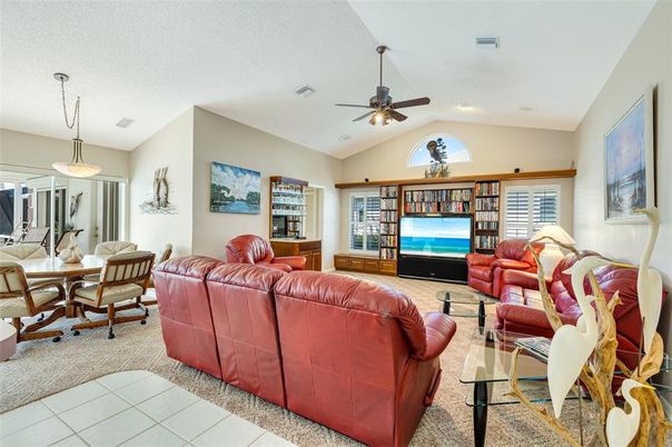 Dining room, Interior, Living room, Pendant Lights, Recessed Lighting