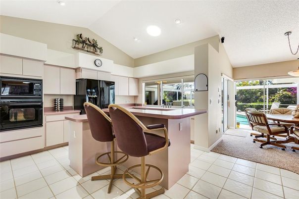Dining room, Interior, Kitchen, Recessed Lighting