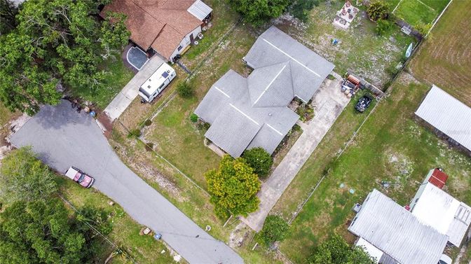 Exterior, Drone