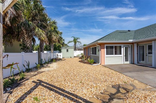 Backyard, Exterior