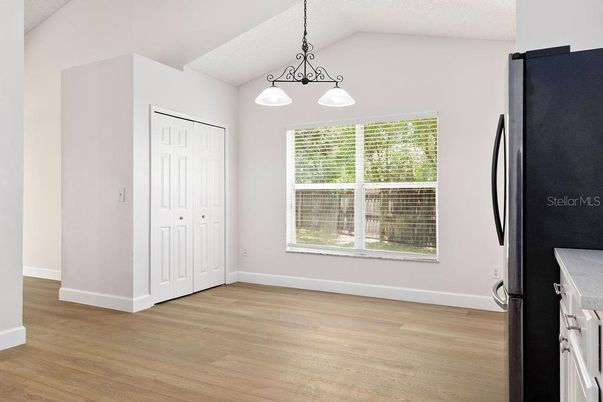 Empty room, Interior, Pendant Lights, Wood Texture Flooring