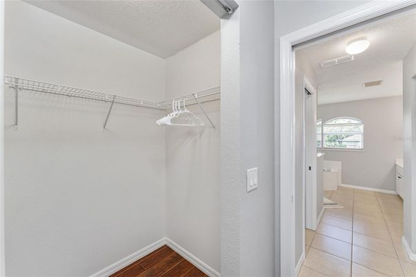 Interior, Walk-in Closets, Wood Texture Flooring