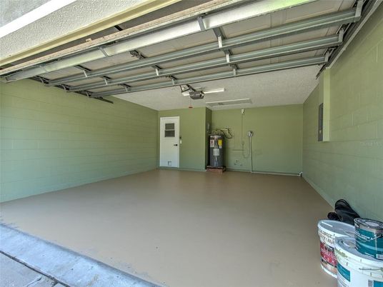 Garage, Interior
