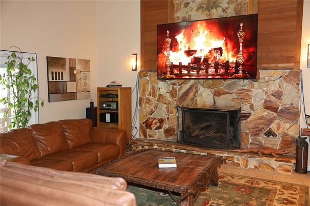 Fireplace, Interior, Living room