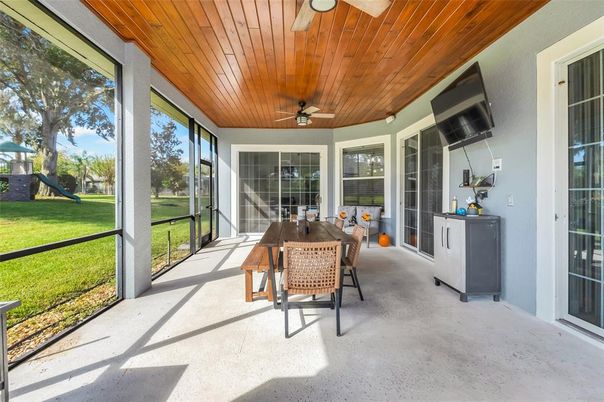 Dining room, Interior, Sun Room, Wooden Ceilings
