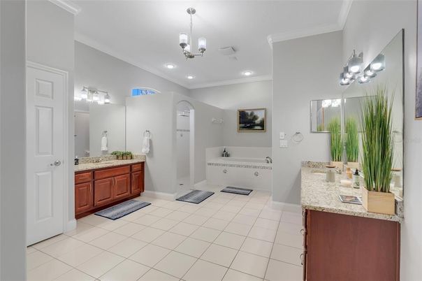 Bathroom, Dual Sink Vanities, Interior, Recessed Lighting