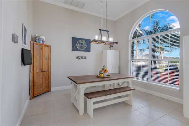 Dining room, Interior, Pendant Lights