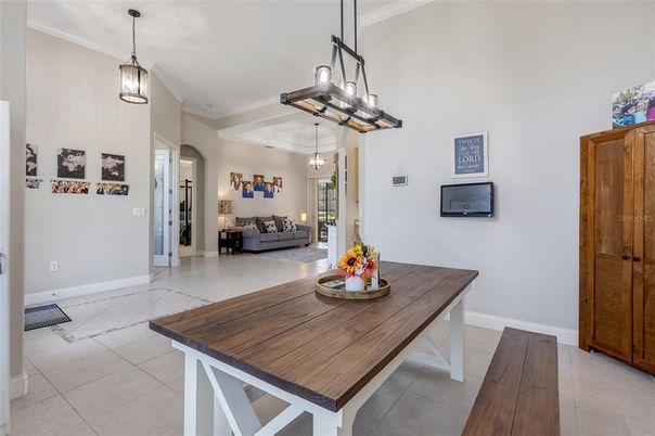 Dining room, Interior, Living room, Pendant Lights