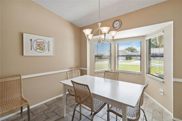 Chandelier, Dining room, Interior