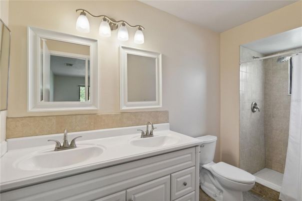 Bathroom, Dual Sink Vanities, Interior