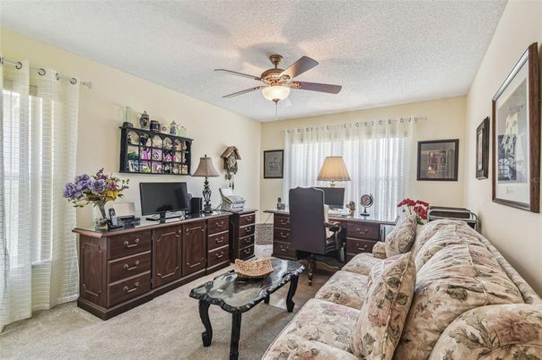 Home Office, Interior
