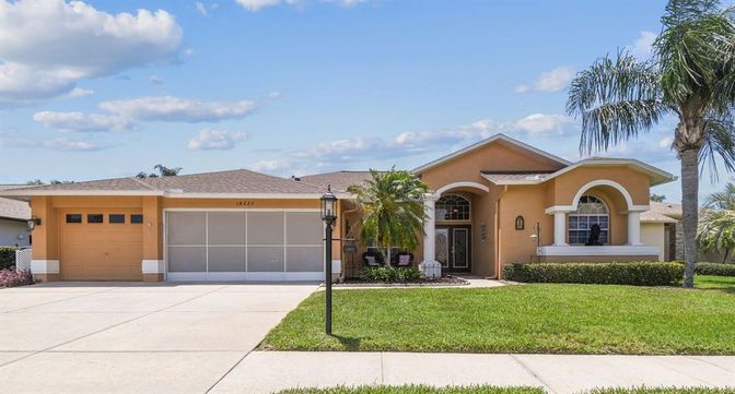 Attached, Exterior, Facade, Ranch