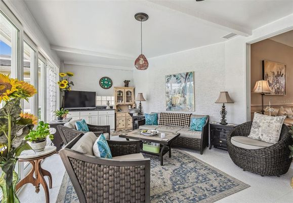 Interior, Living room, Pendant Lights