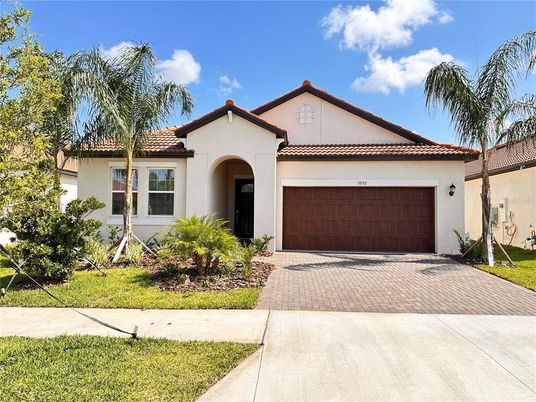 Attached, Exterior, Facade, Spanish Mediterranean